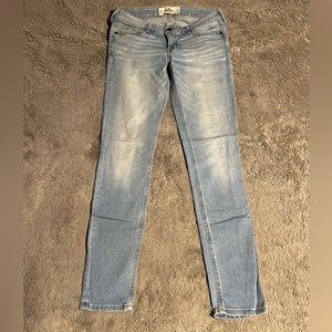 Hollister Light Wash Skinny Jean
